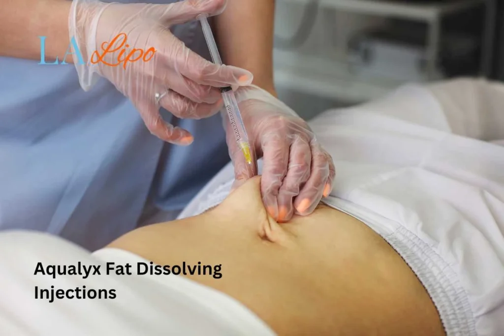 woman having fat dissolving injections North Kensington in the stomach